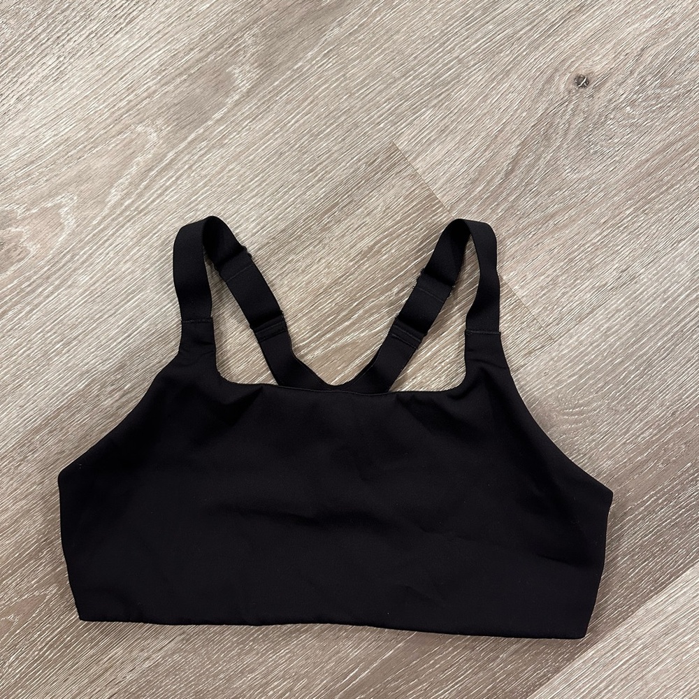 Lululemon Ultralu Women's workout bra
